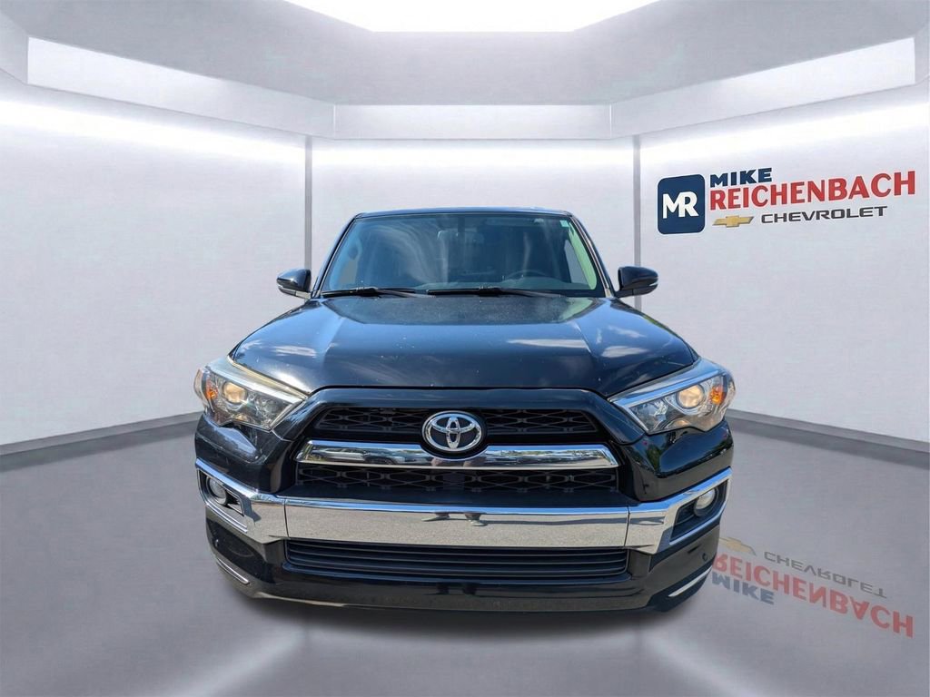Used 2018 Toyota 4Runner Limited AWD/4WD image 9