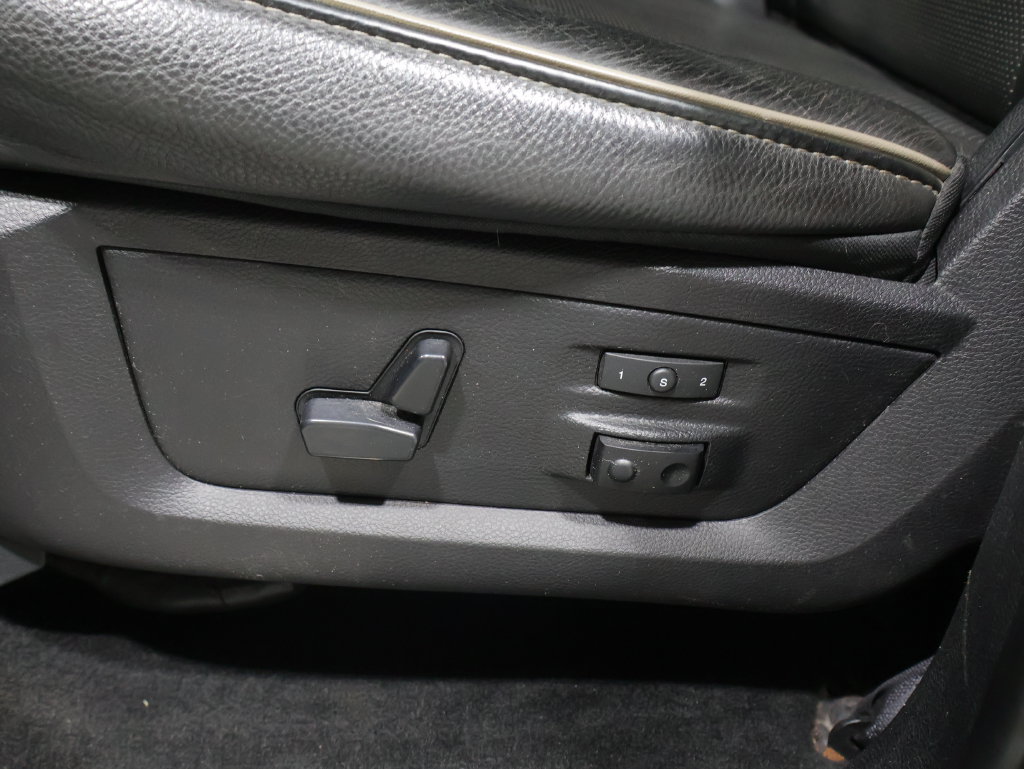 Used 2016 RAM 1500 Limited AWD/4WD image 14