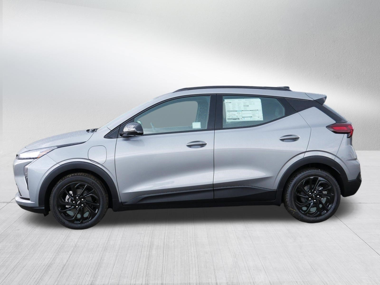 New 2027 Chevrolet Bolt RS w/ Technology Package FWD image 2