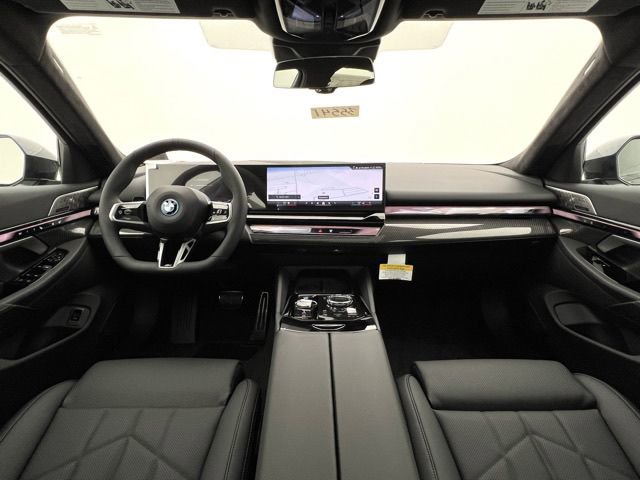 New 2027 BMW i5 xDrive40 AWD/4WD image 13