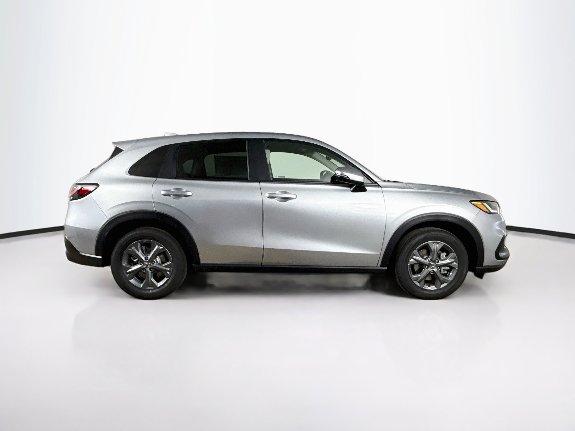 New 2027 Honda HR-V LX image 2