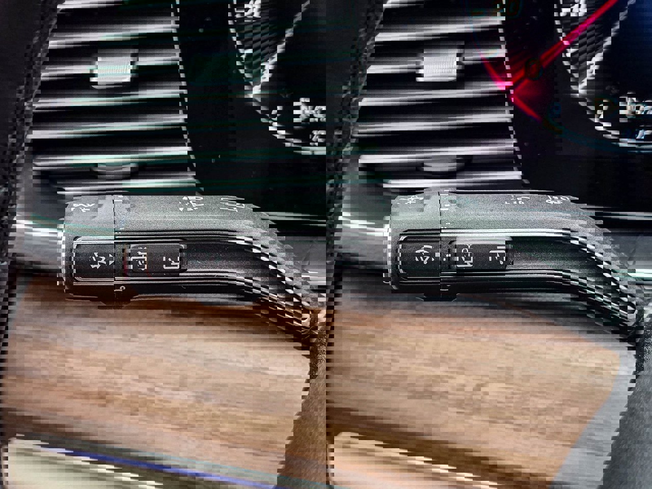 New 2026 Mercedes-Benz GLS 450 4MATIC image 23