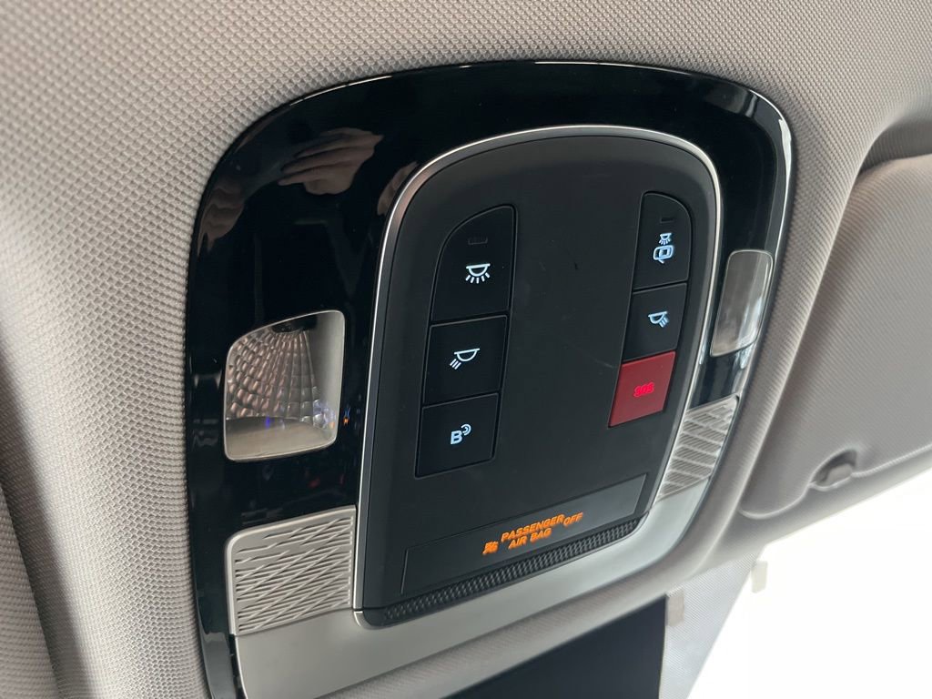 Used 2023 Hyundai Palisade SE w/ Cargo Package image 15