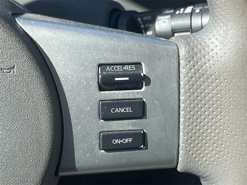 Used 2020 Nissan Frontier SV w/ Midnight Edition Floor Mats image 28