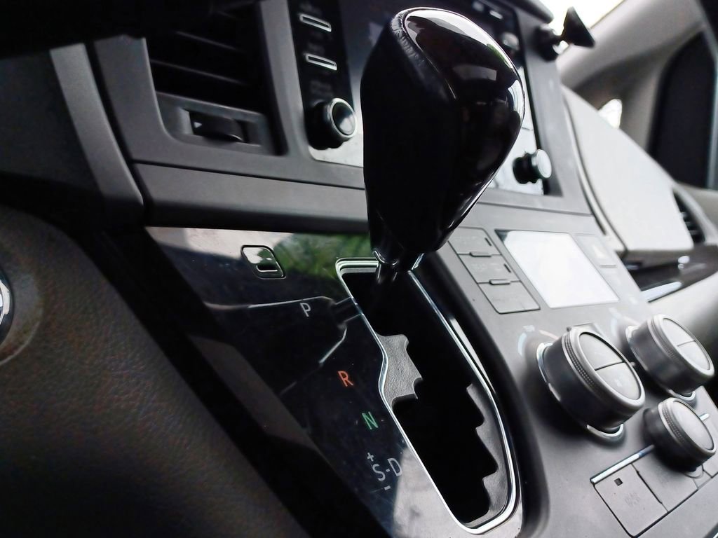 Used 2018 Toyota Sienna XLE FWD image 23