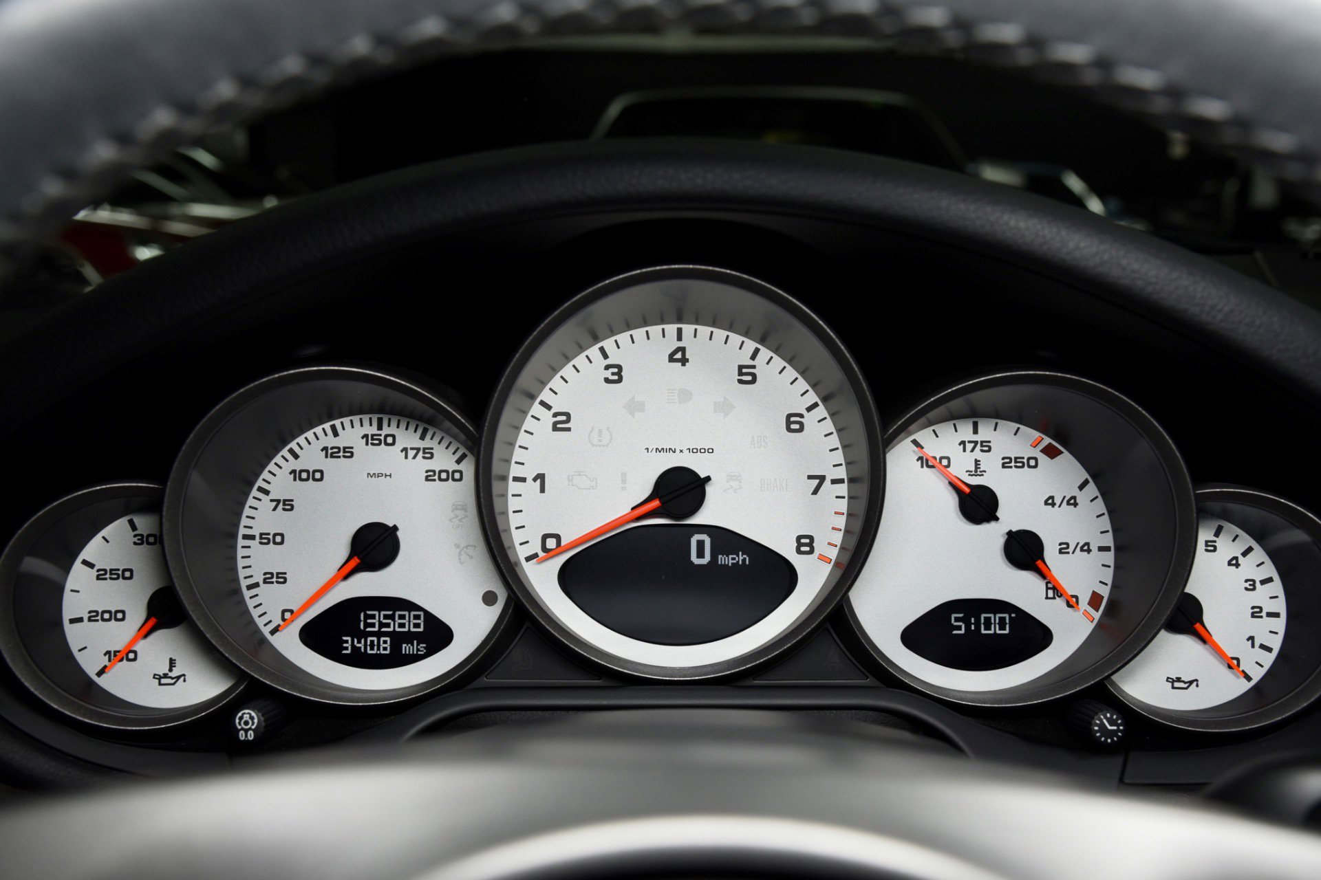 Used 2010 Porsche 911 Carrera 4S image 8