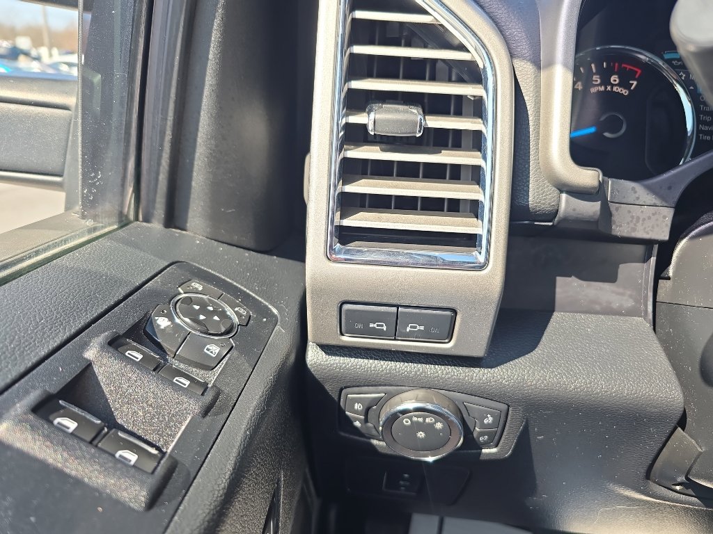 Used 2016 Ford F150 Lariat w/ Equipment Group 502A Luxury image 24