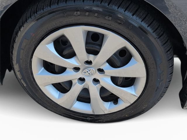 Used 2024 Toyota Corolla LE FWD image 12