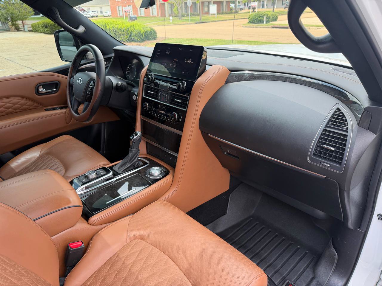 Used 2024 INFINITI QX80 Sensory w/ Cargo Package AWD/4WD image 20