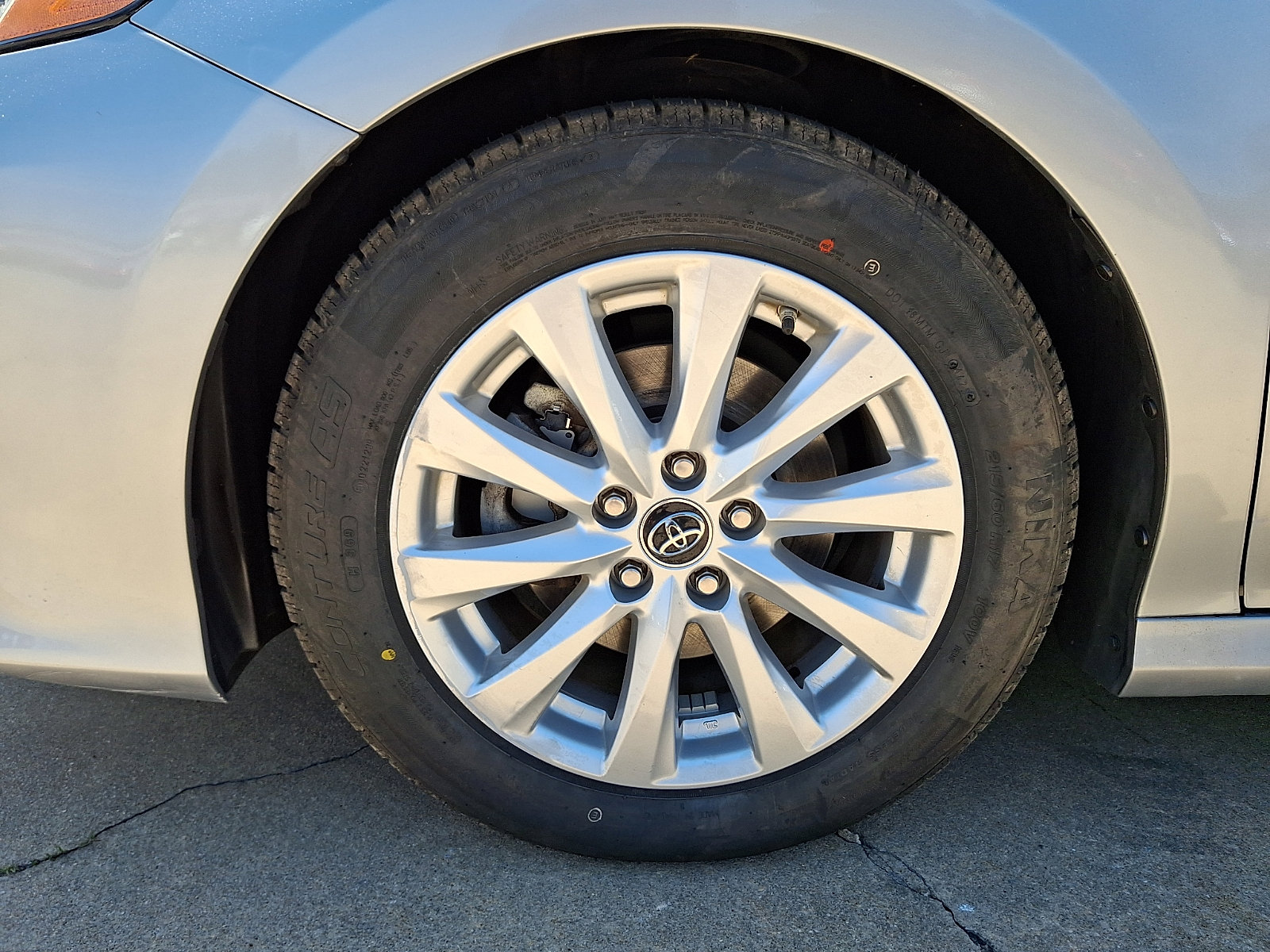 Used 2019 Toyota Camry LE w/ Convenience Package FWD image 28
