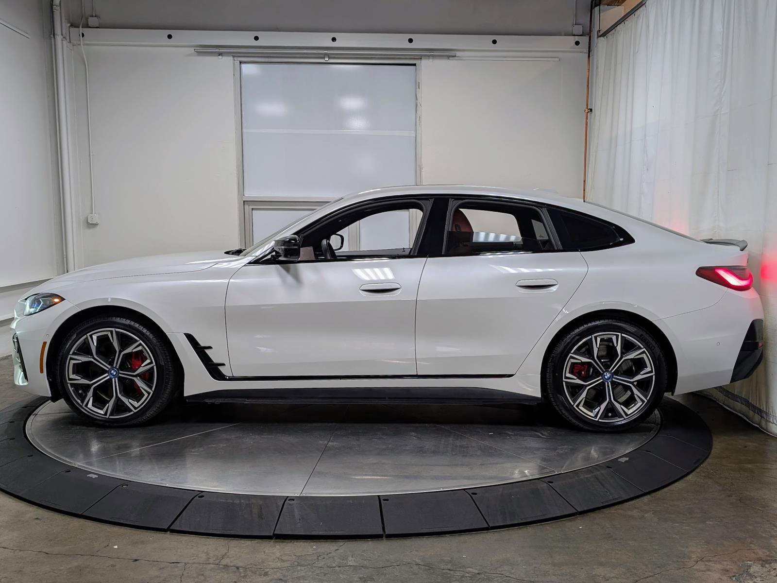 Used 2024 BMW i4 M50 AWD/4WD image 6