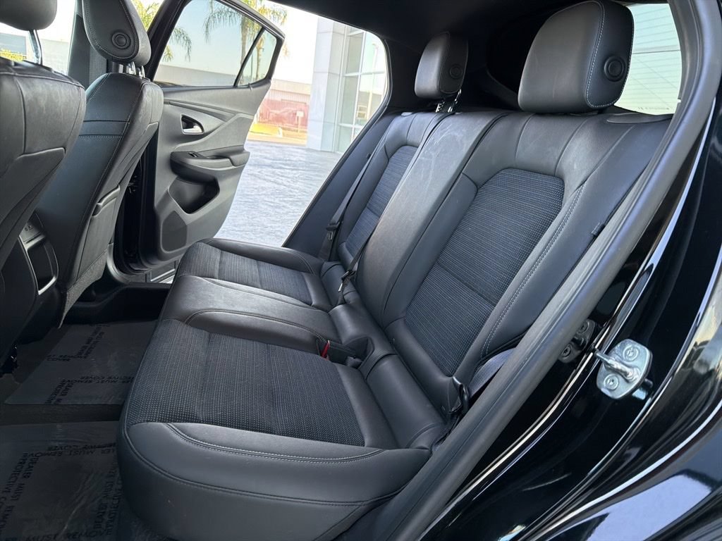 Used 2024 Buick Envista Preferred FWD image 11