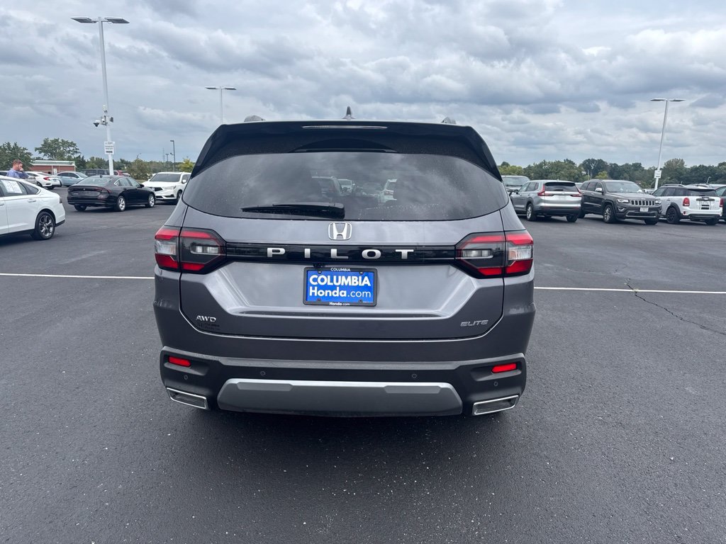 Used 2026 Honda Pilot Elite image 4