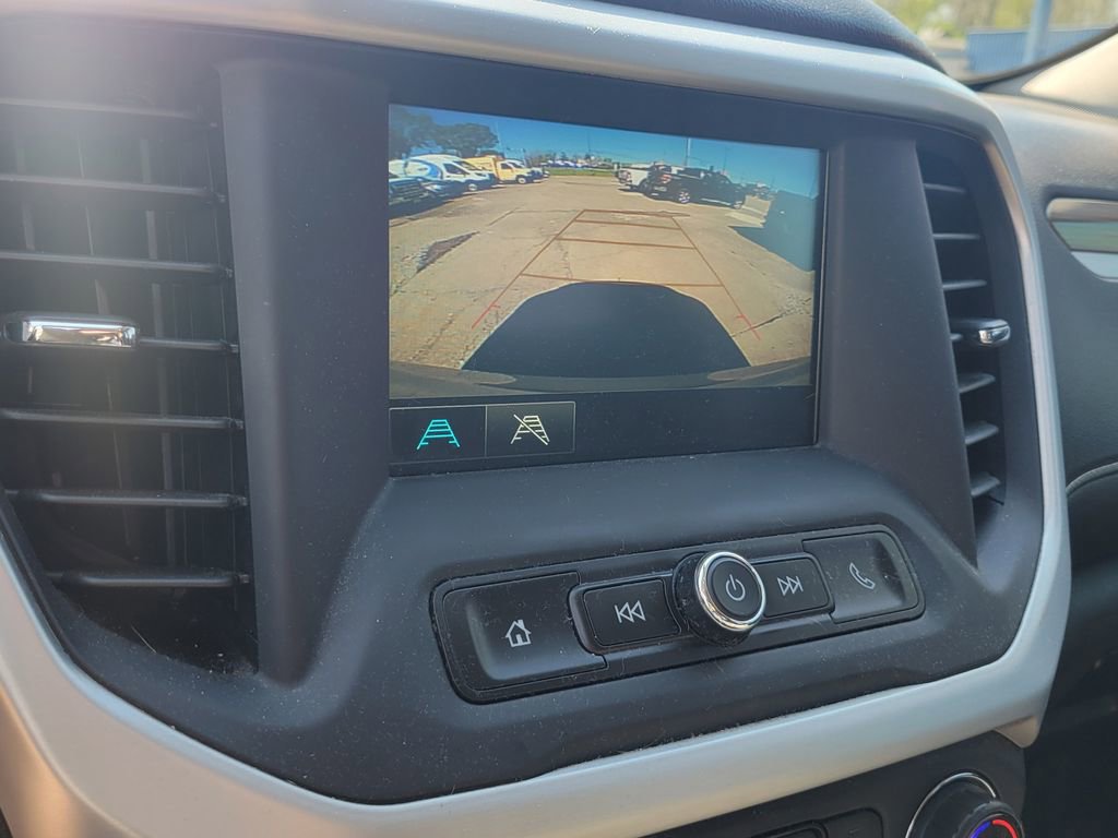 Used 2019 GMC Acadia SLE FWD image 26