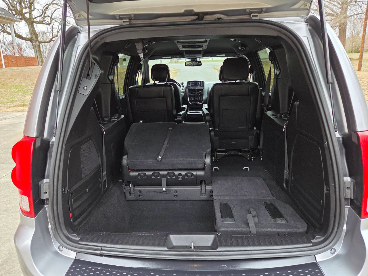 Used 2019 Dodge Grand Caravan GT image 31