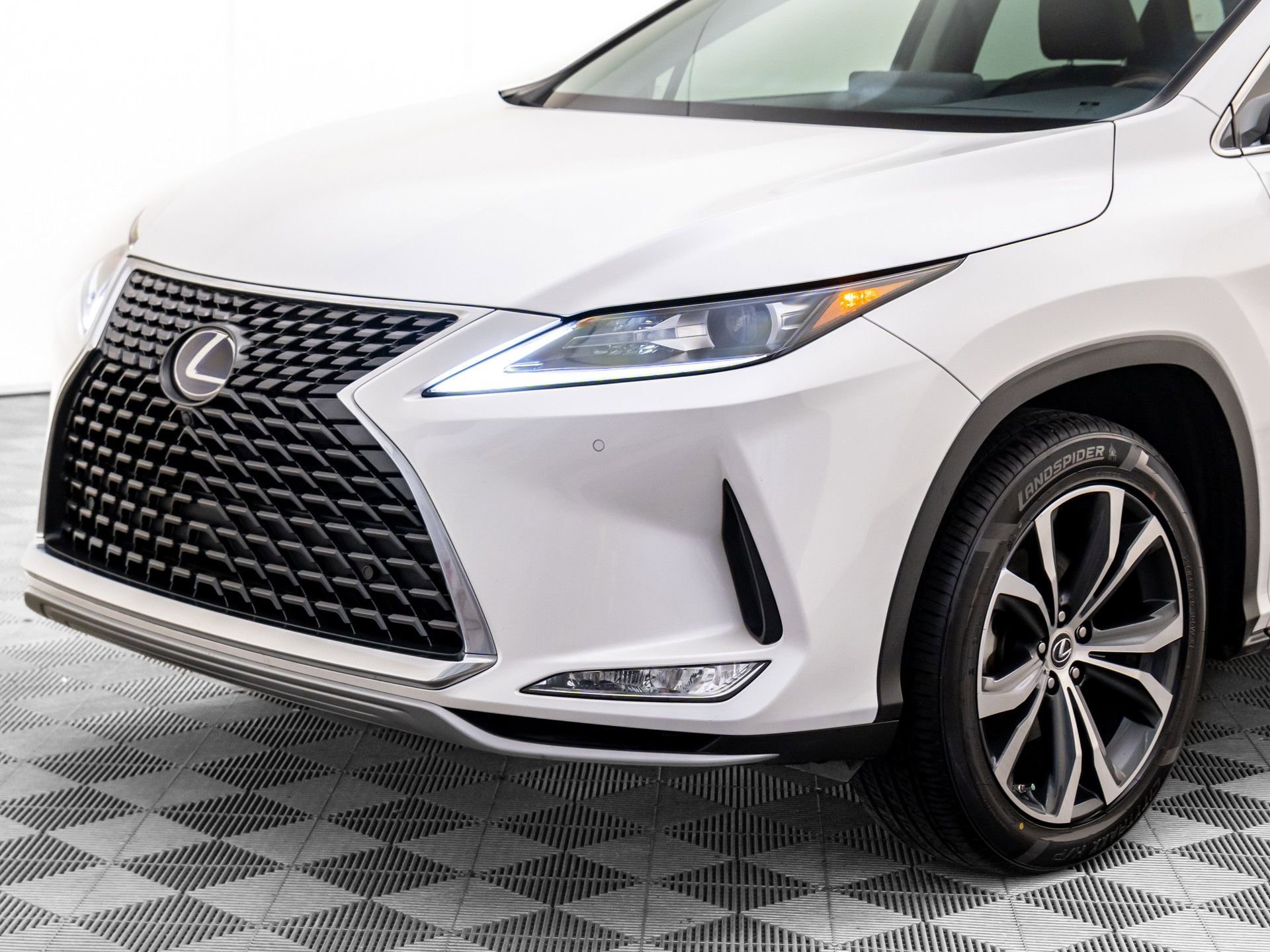 Used 2022 Lexus RX 450h 450h image 35