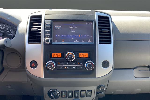 Used 2020 Nissan Frontier SV image 12