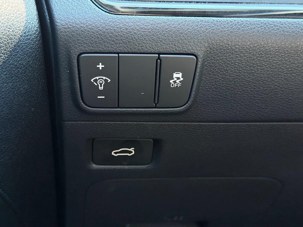 Used 2026 Kia K5 LXS FWD image 25