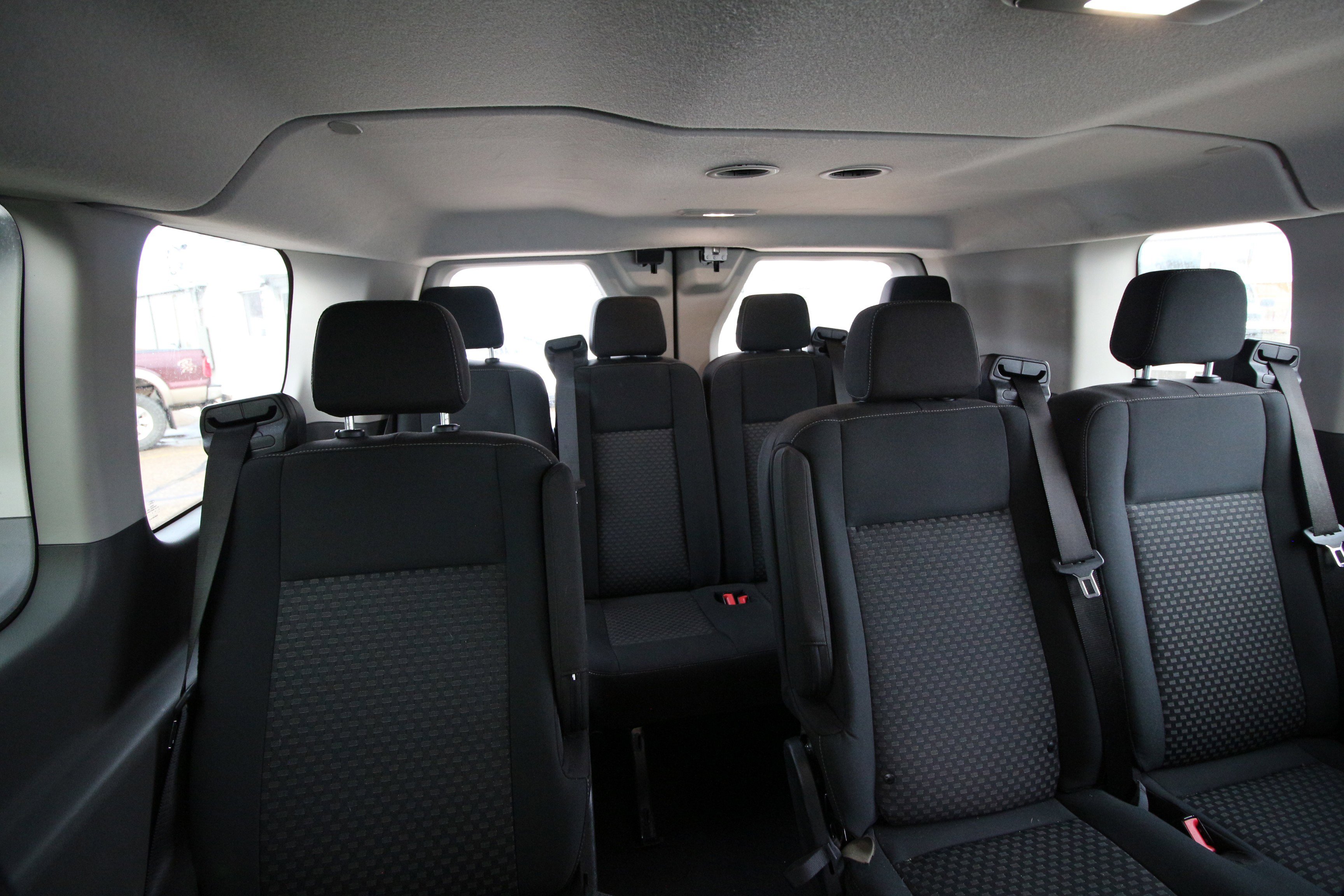 Used 2023 Ford Transit 350 XLT image 31