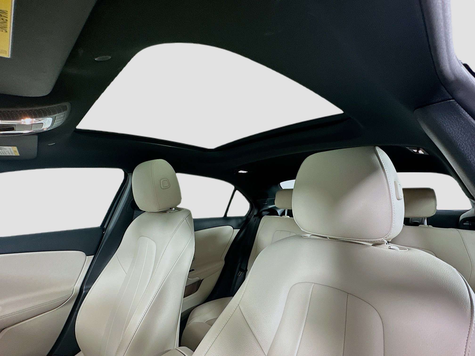 Certified 2022 Mercedes-Benz A 220 4MATIC image 29