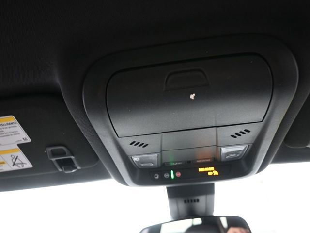 Used 2023 Chevrolet Equinox RS w/ RS Leather Package image 12