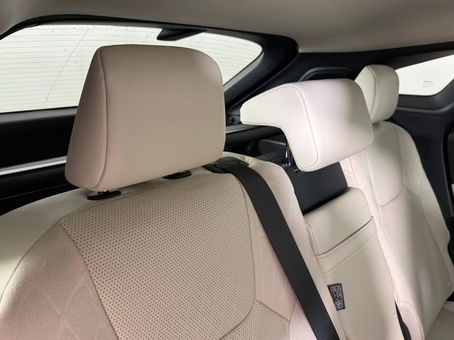 Used 2025 Lexus RX 350 FWD image 31