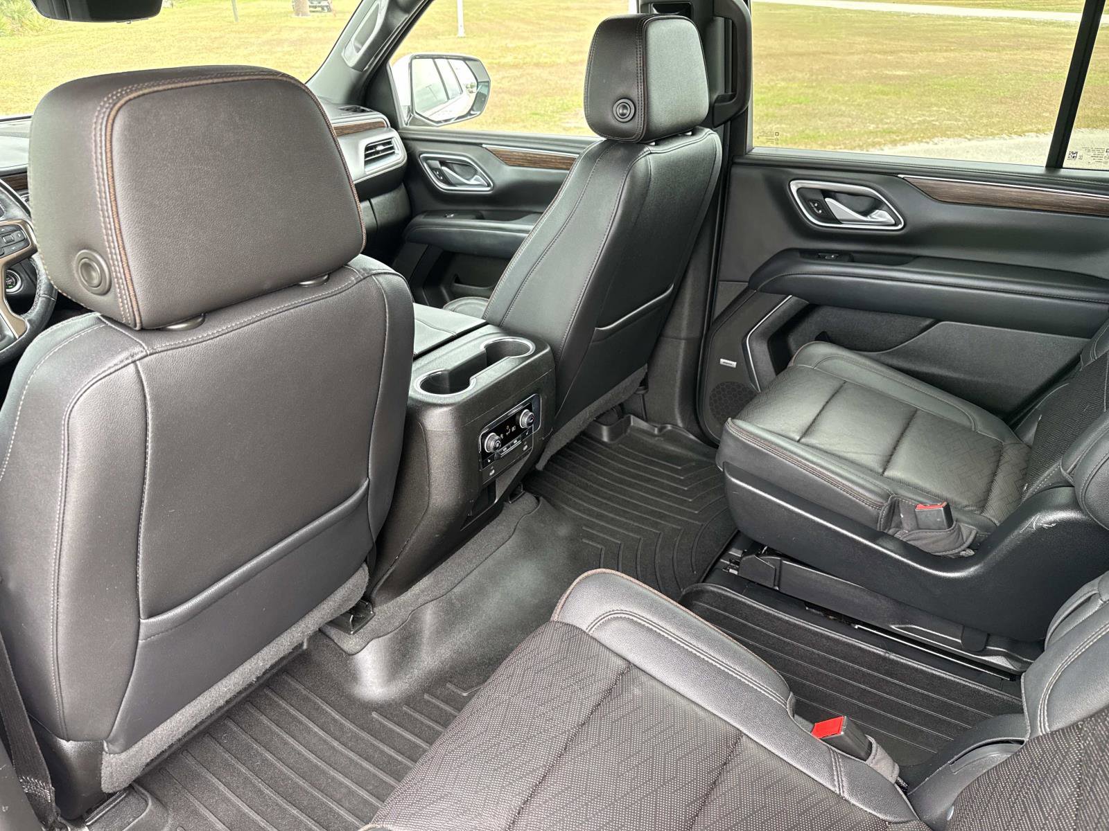 Used 2022 Chevrolet Tahoe High Country AWD/4WD image 17