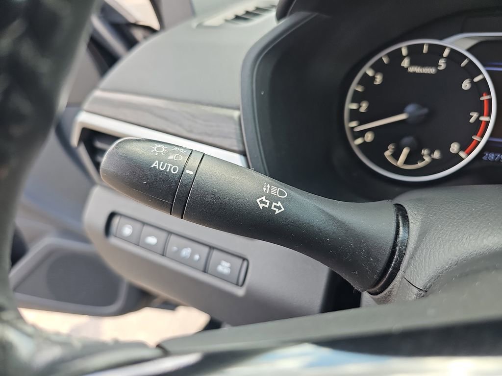 Used 2023 Nissan Altima 2.5 SV w/ SV Premium Package image 30