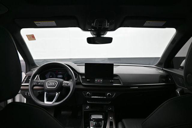 Used 2023 Audi Q5 2.0T Premium Plus w/ Premium Plus Package AWD/4WD image 27