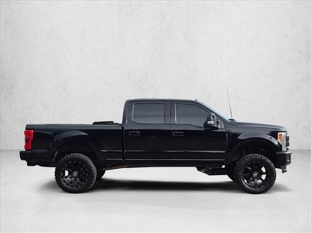 Used 2017 Ford F350 Platinum w/ Platinum Ultimate Package AWD/4WD image 4