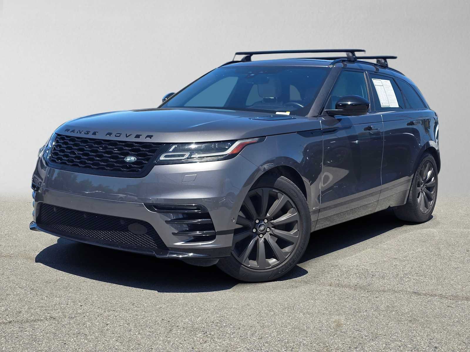 Used 2019 Land Rover Range Rover Velar R-Dynamic SE AWD/4WD image 1