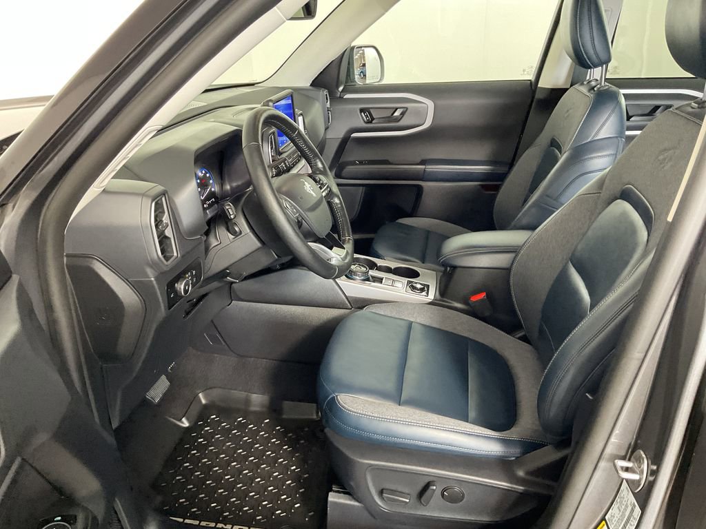 Used 2022 Ford Bronco Sport Outer Banks w/ Tech Package AWD/4WD image 17