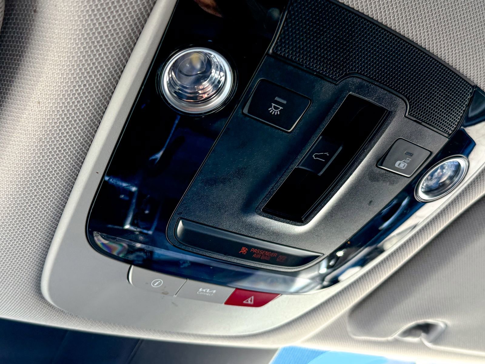 Certified 2023 Kia Sorento SX image 34