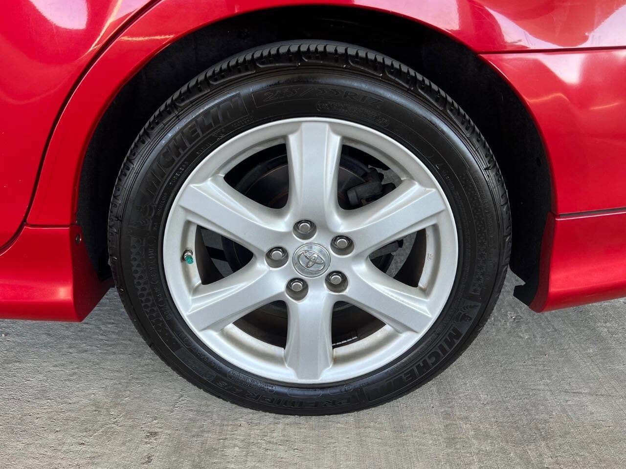 Used 2009 Toyota Camry SE FWD image 25