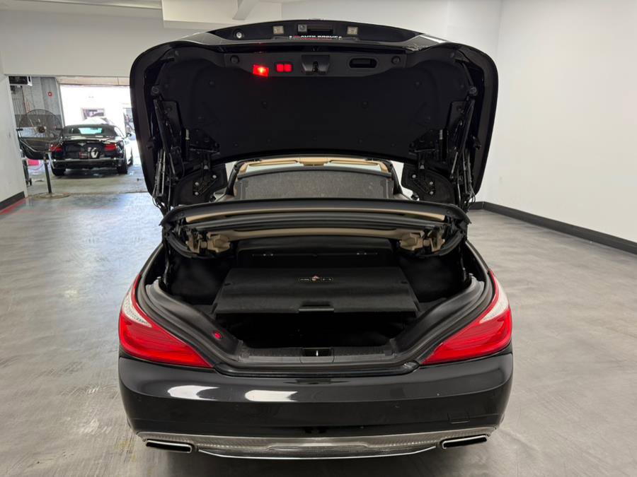 Used 2013 Mercedes-Benz SL 550 image 74
