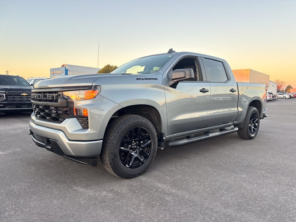 Used 2026 Chevrolet Silverado 1500 Custom w/ Turbomax Blackout Package AWD/4WD image 2