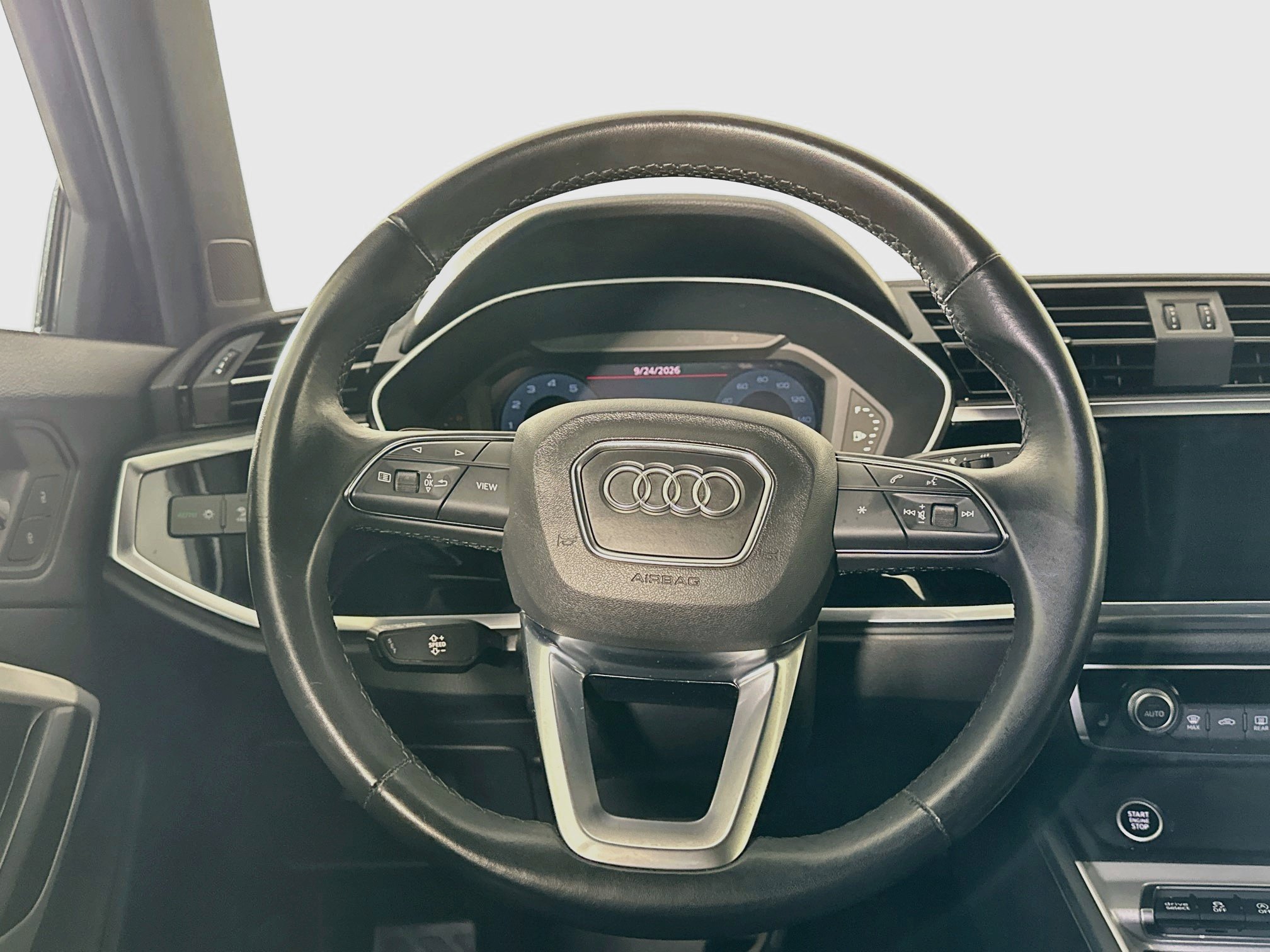 Used 2023 Audi Q3 2.0T Premium AWD/4WD image 18