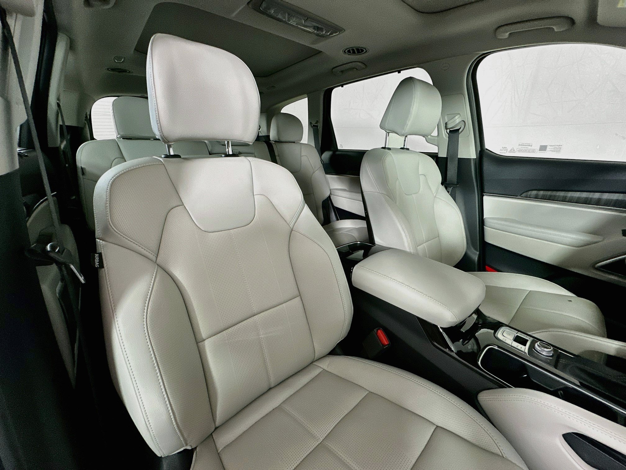 Used 2025 Kia Telluride SX AWD/4WD image 30