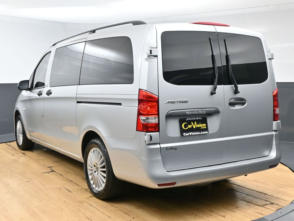 Used 2018 Mercedes-Benz Metris Passenger image 9