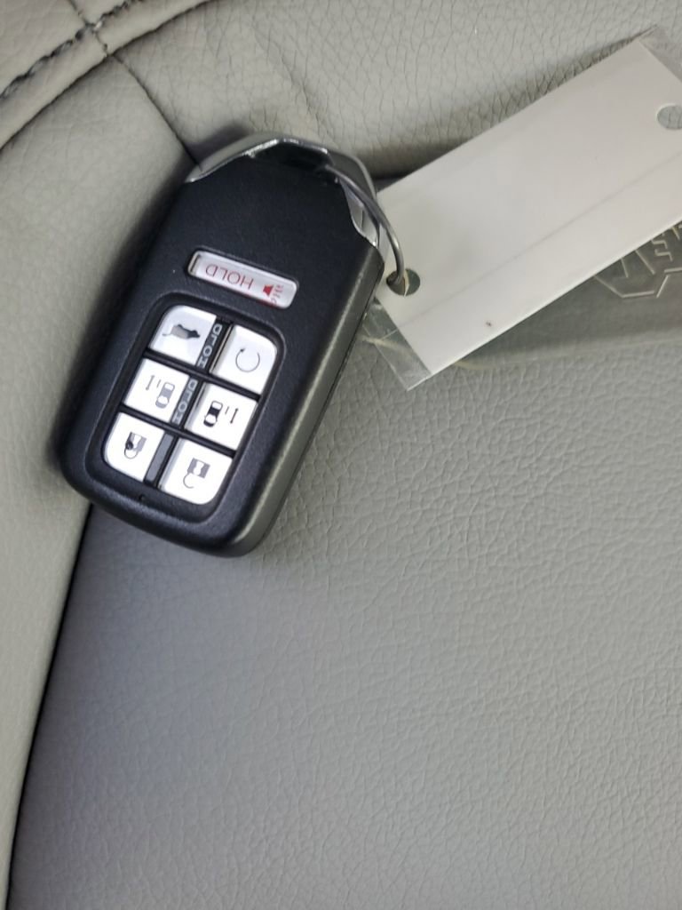 Used 2024 Honda Odyssey EX-L image 31