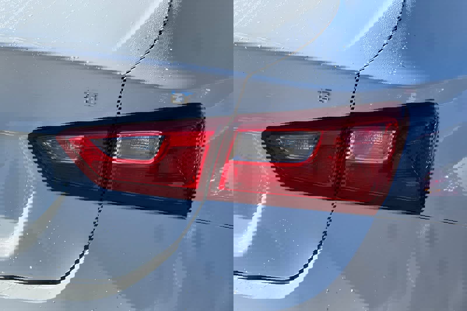 Used 2024 Chevrolet Malibu LT image 34