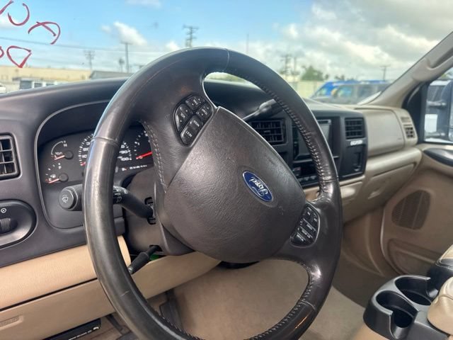 Used 2005 Ford Excursion Eddie Bauer RWD image 9
