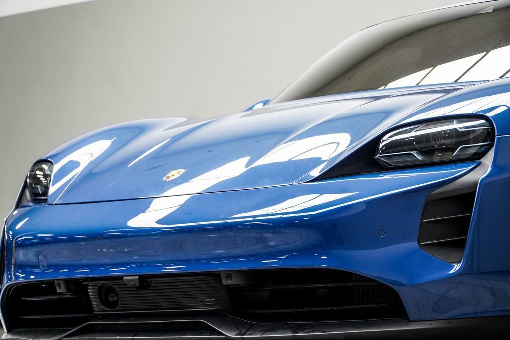 Used 2022 Porsche Taycan GTS w/ Premium Package (P6U) image 3