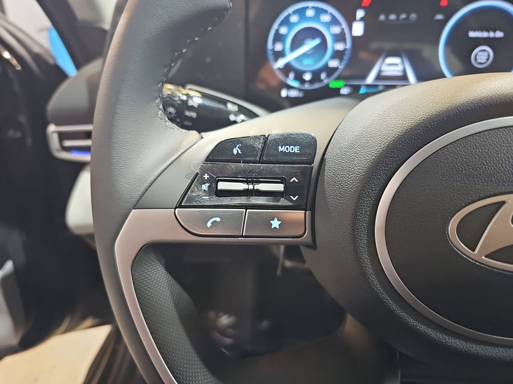 New 2026 Hyundai Elantra Limited image 18