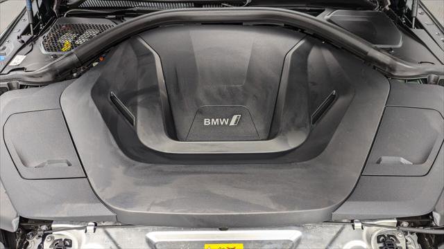Used 2023 BMW i4 eDrive40 w/ Premium Package image 34