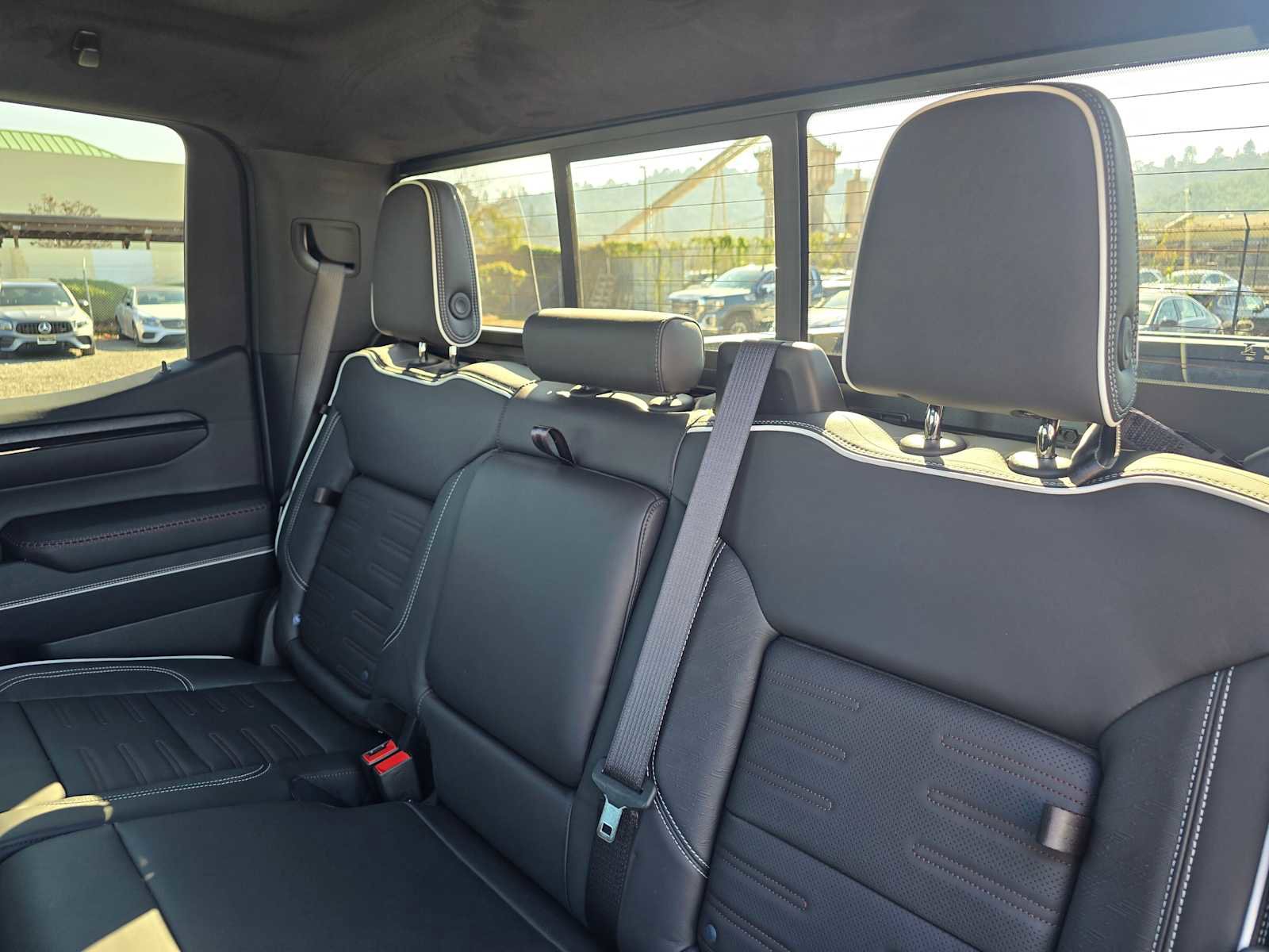 Used 2025 GMC Sierra 1500 AT4X image 19