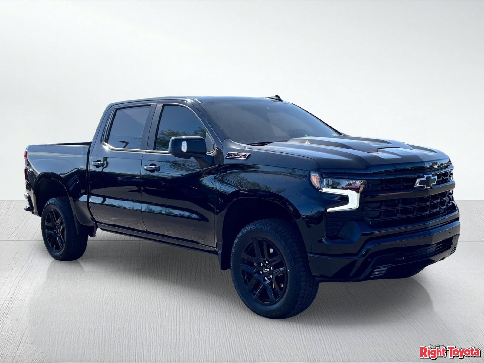 Used 2026 Chevrolet Silverado 1500 LT Trail Boss w/ LT Trail Boss Premium Package AWD/4WD image 8