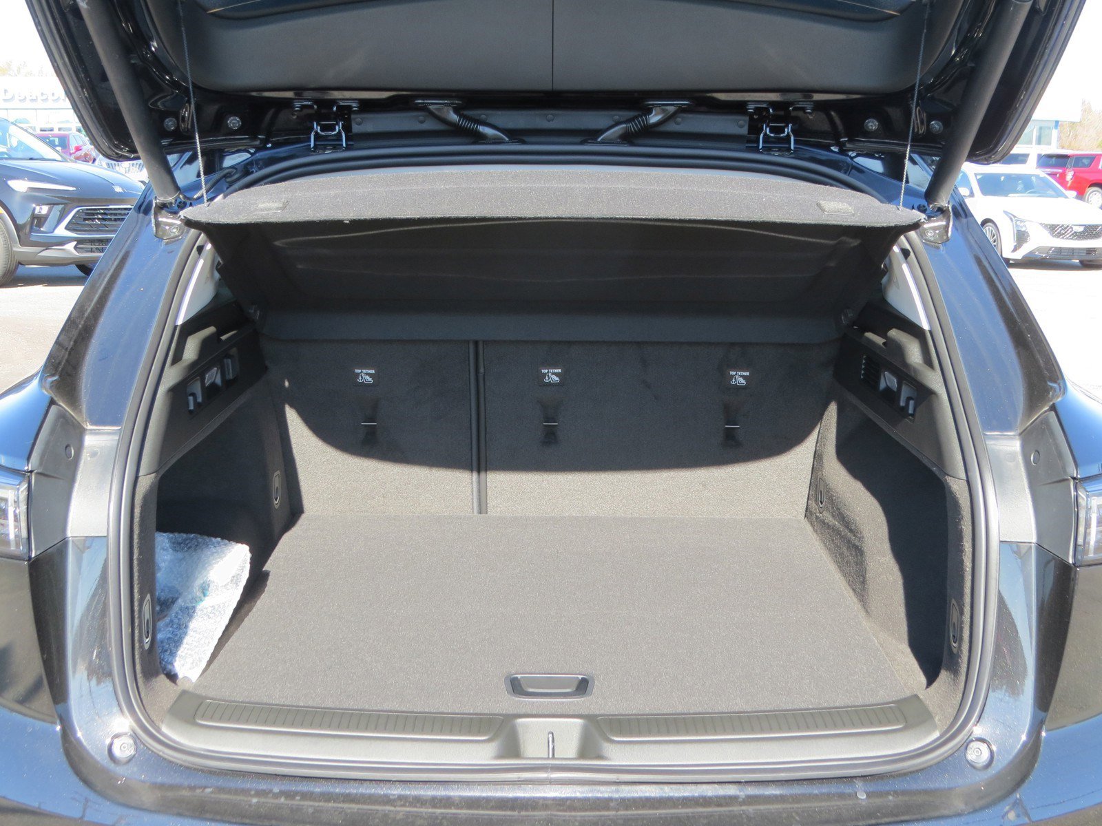 New 2025 Buick Envision Avenir image 14