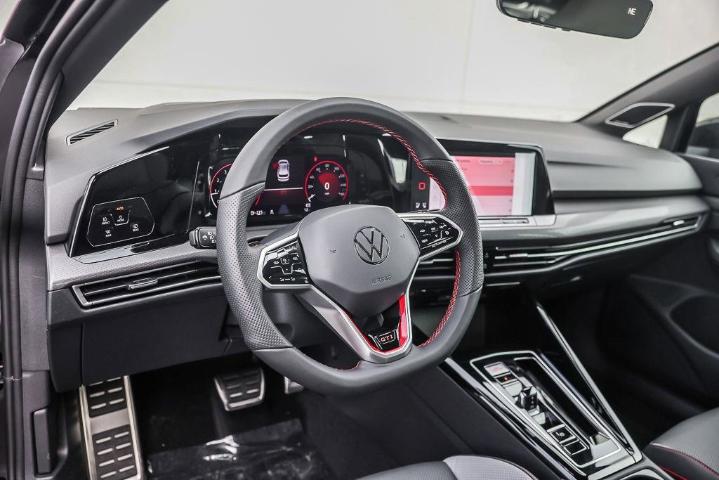 New 2026 Volkswagen GTI SE FWD image 5