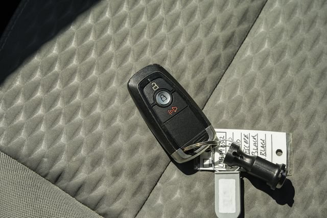 Used 2020 Ford Escape SE FWD image 49